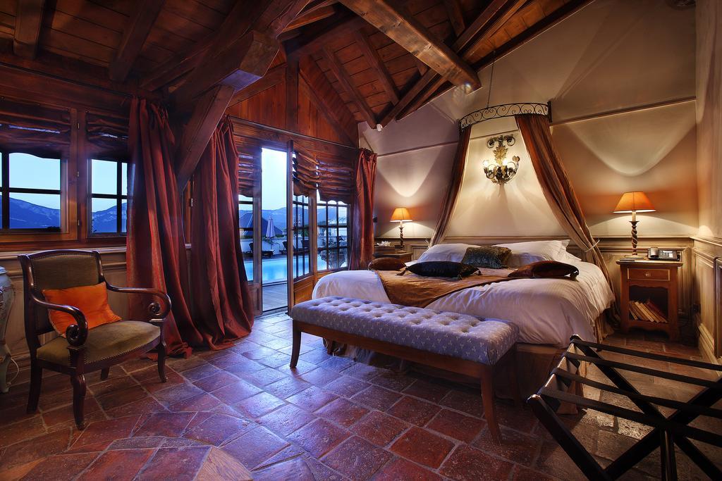 Les Saints Peres Hotel Montagnole Exterior foto